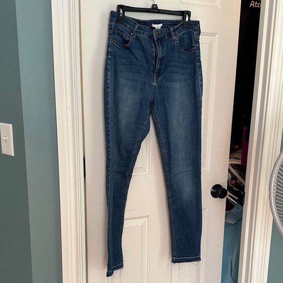 H&M Classic Blue Women's Skinny Jeans - Picture 1 of 7